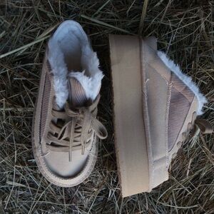 Maddy Jae - Sand platform mules, Cozy Tan Faux Fur Slippers for Women